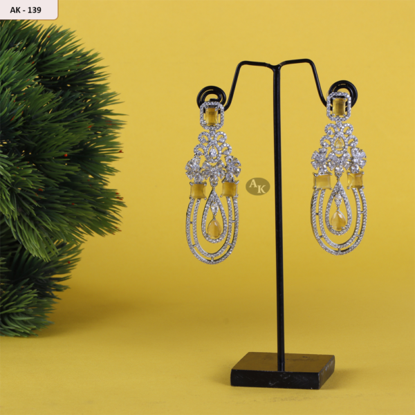 AD_EARRING_182
